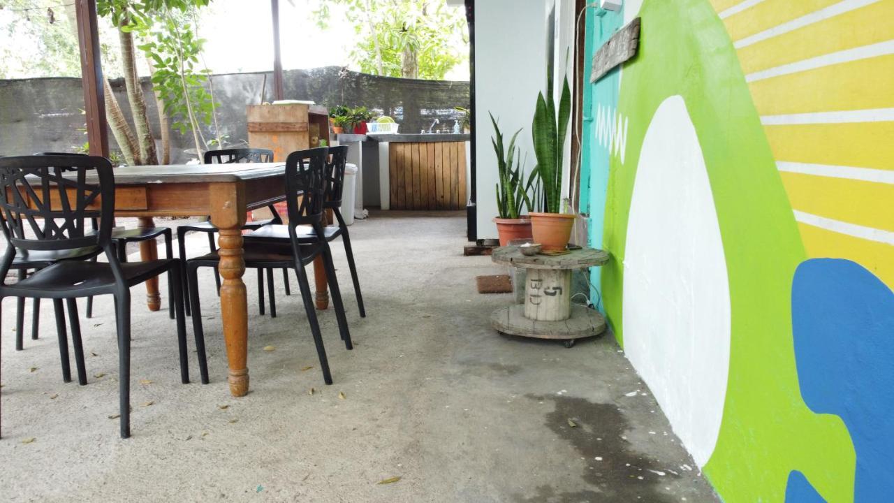 Acuarela Hostal ปลายาบลังกา ภายนอก รูปภาพ